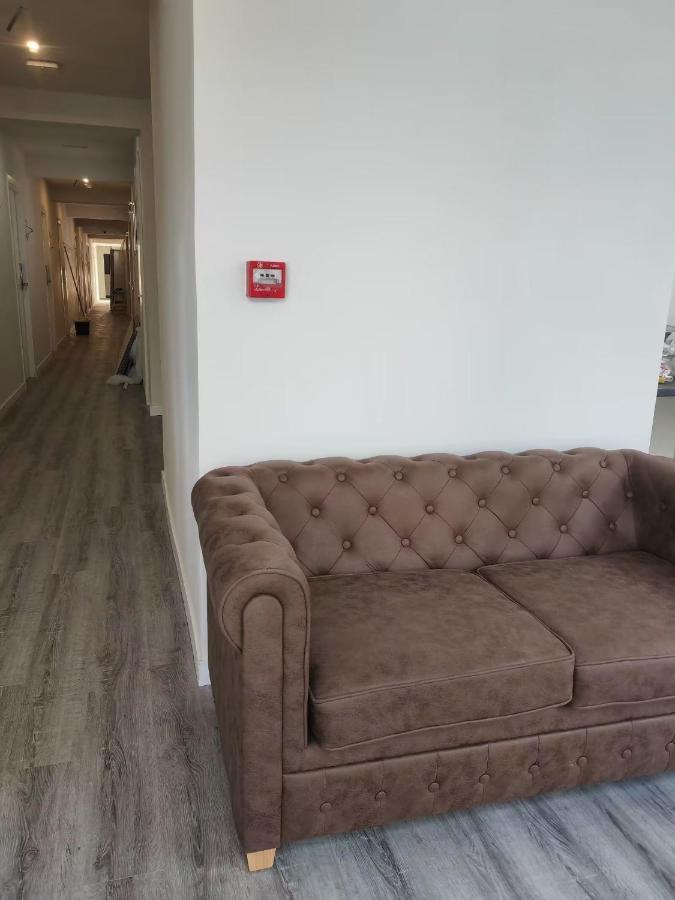 Hostal Golden 21*** Madrid Ngoại thất bức ảnh